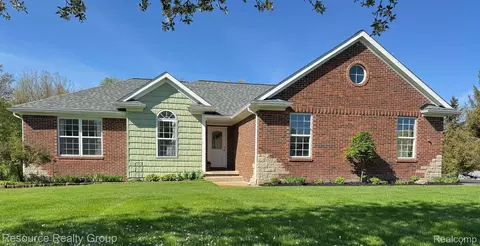 21788 Celestial Cir, Unadilla, MI 48169