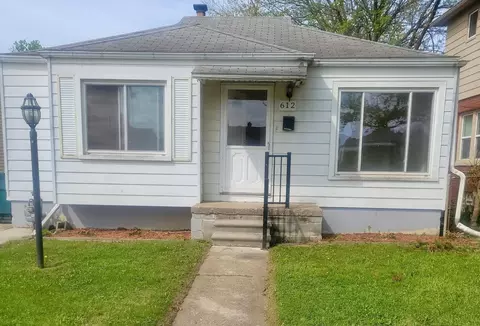 612 Mayflower Ave, Lincoln Park, MI 48146