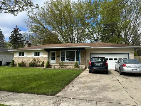 1454 Carolina, Marysville, MI 48040