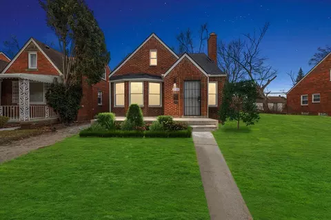 15789 Sorrento St, Detroit, MI 48227