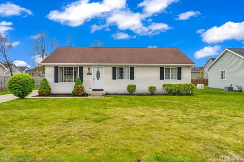 4209 Tristen Ave, Fort Gratiot, MI 48059