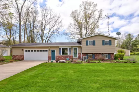 3020 E Curtis Rd, Birch Run, MI 48415