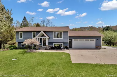 4347 Brown Rd, Metamora, MI 48455