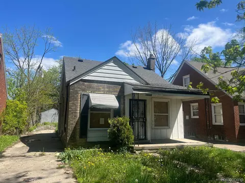 18982 Hamburg St, Detroit, MI 48205
