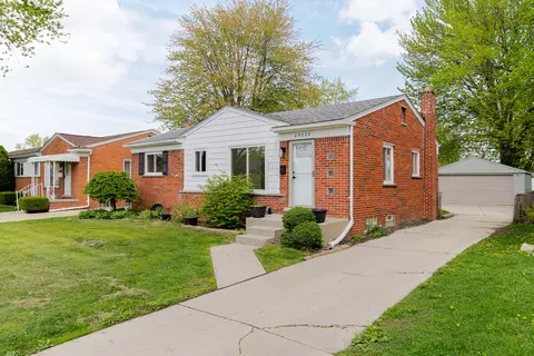 29224 Boston St, Saint Clair Shores, MI 48081