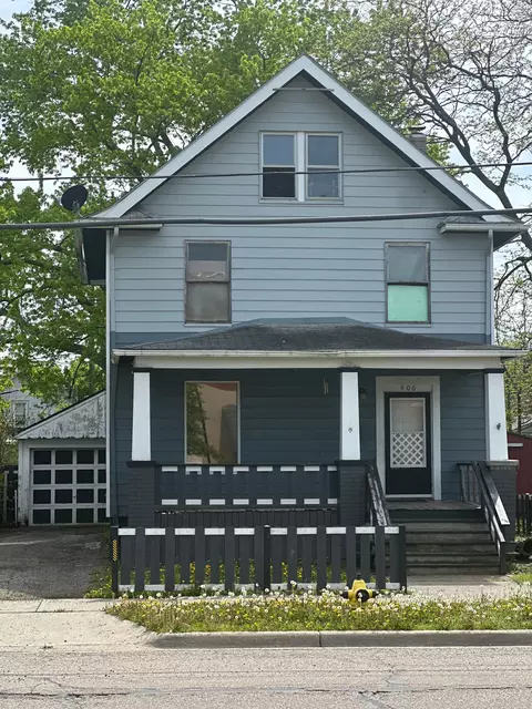 906 E 1st St, Monroe, MI 48161