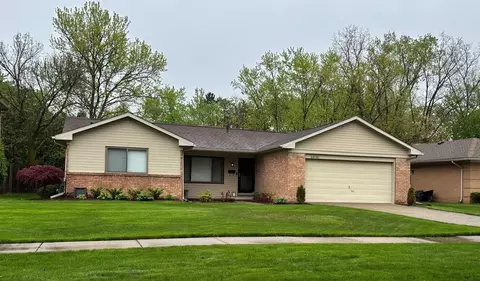 44040 N Umberland Cir, Canton, MI 48187
