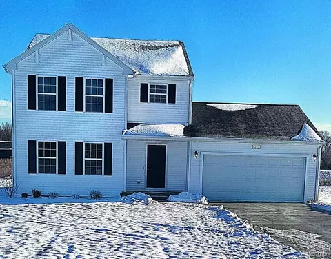 6777 Kappler Dr, Brooklyn, MI 49230