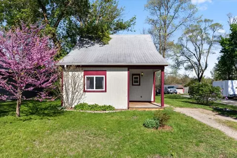 3151 Central Blvd, Milford, MI 48380