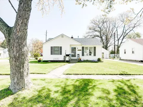 3224 Elk St, Port Huron, MI 48060