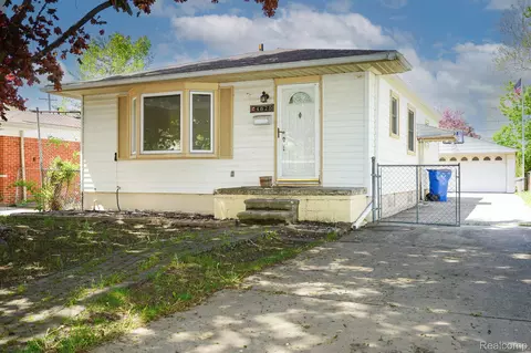 4620 Dudley St, Dearborn Heights, MI 48125
