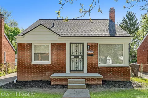 17746 Lenore, Detroit, MI 48219