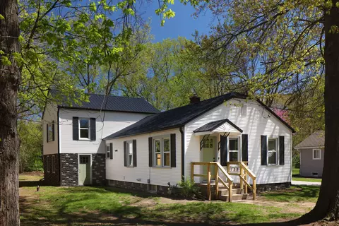 133 Avon Dr, Battle Creek, MI 49037