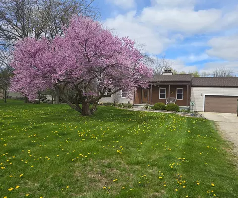 7240 Ray Rd, Swartz Creek, MI 48473