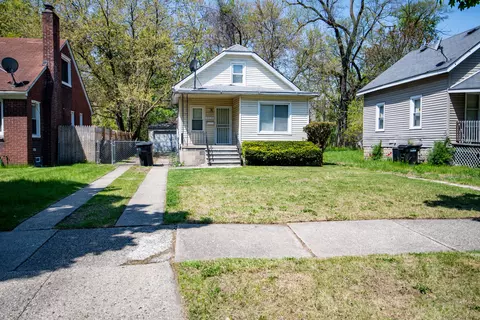 16235 Robson St, Detroit, MI 48235
