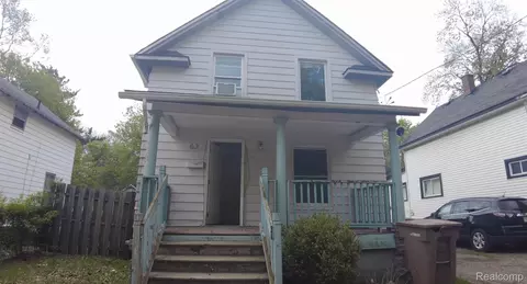 63 Hamilton St, Pontiac, MI 48342