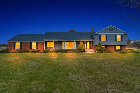 4601 Rattle Run Rd, St. Clair, MI 48079