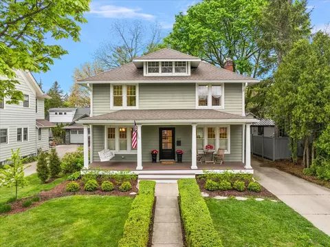 567 Oakland Ave, Birmingham, MI 48009