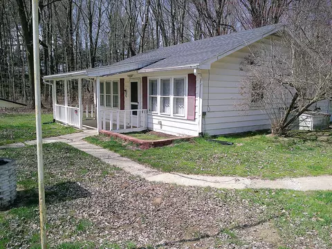 1591 N Branch Rd, Deerfield, MI 48461