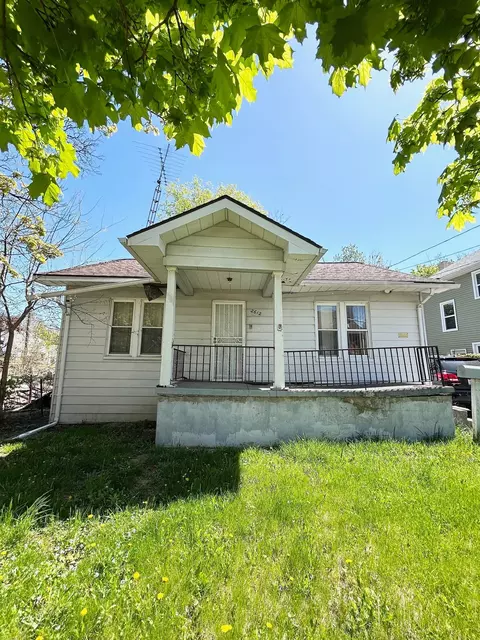 2612 Maplewood Ave, Flint, MI 48506