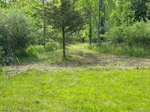 Vl Faussett, Tyrone, MI 48430