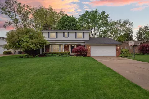 21951 Crescent, Farmington Hills, MI 48335