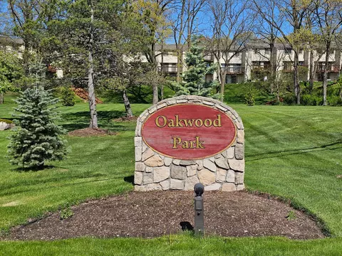 1693 Riverside Dr # 6, Rochester Hills, MI 48309