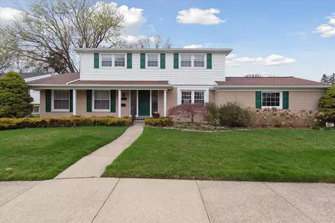 14971 Dogwood Dr, Plymouth, MI 48170