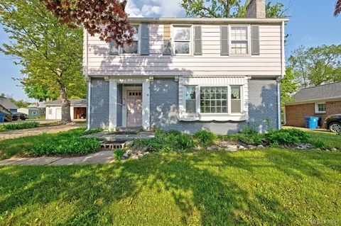 419 S State Rd, Davison, MI 48423