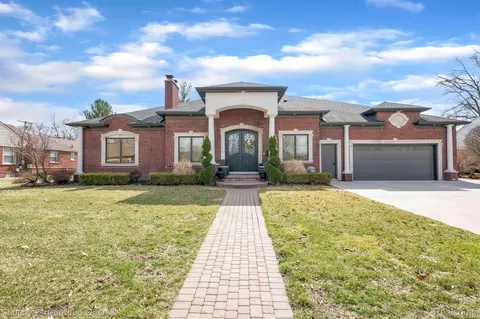 25031 Newton St, Dearborn, MI 48124