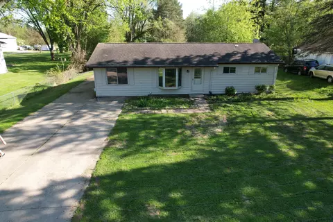 5105 Kelly Rd, Mount Morris, MI 48504