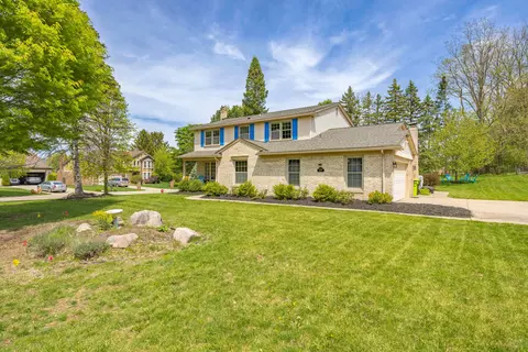 22480 Alton Crt Ct, Novi, MI 48375