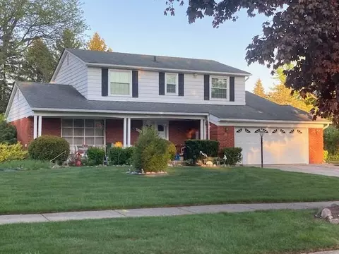 5244 Folkstone Dr, Troy, MI 48085