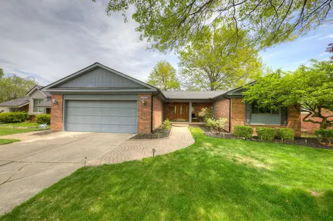 43266 Barchester Rd, Canton, MI 48187