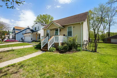 510 Academy St, Ferndale, MI 48220