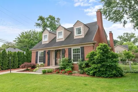 24831 Richmond St, Dearborn, MI 48124