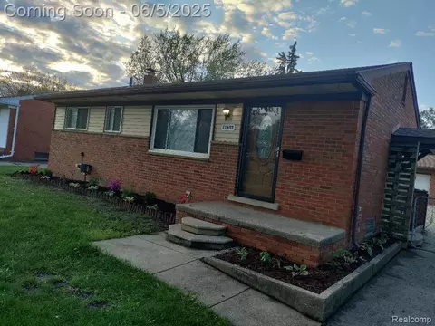 11657 Engleman Rd, Warren, MI 48089