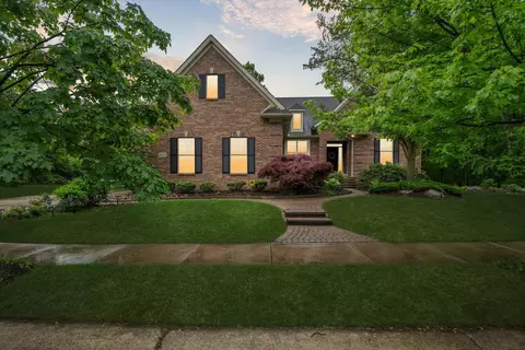 42259 White Hart Blvd, Canton, MI 48188