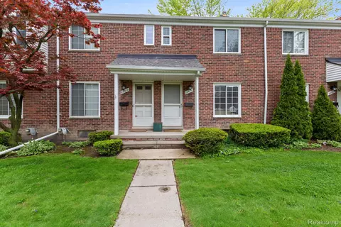 22919 Allen, Saint Clair Shores, MI 48080