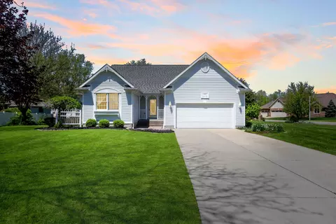 2373 Stonebrook, Flint, MI 48433