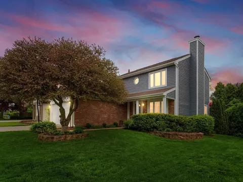 1480 Colony Dr, Rochester Hills, MI 48307