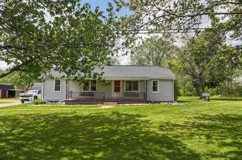 11010 N Holly Rd, Holly, MI 48442