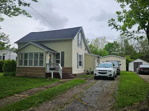 610 W Courtland St, Durand, MI 48429