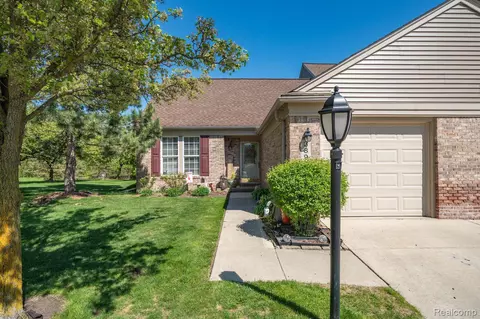 3897 Hunters Way, Canton, MI 48188