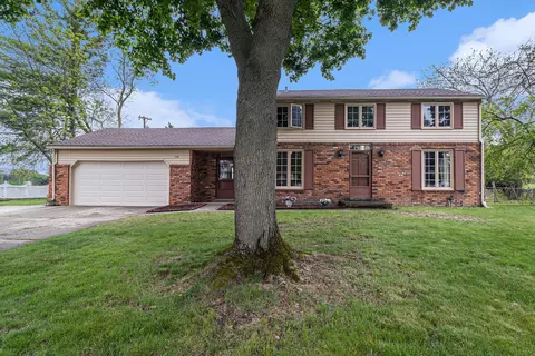 6508 Flintlock Rdg, Shelby Township, MI 48317