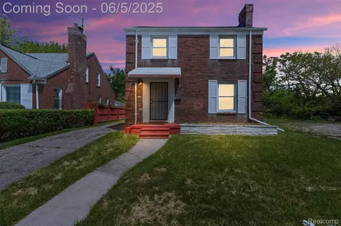 15285 Hazelridge St, Detroit, MI 48205