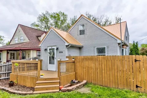 2254 E Boatfield Ave, Burton, MI 48529