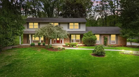 1558 Sylvan Glen Rd, Meridian, MI 48864