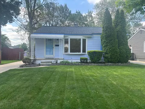 28941 Rosslyn Ave, Garden City, MI 48135