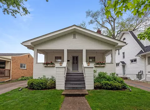 913 Maplegrove Ave, Royal Oak, MI 48067